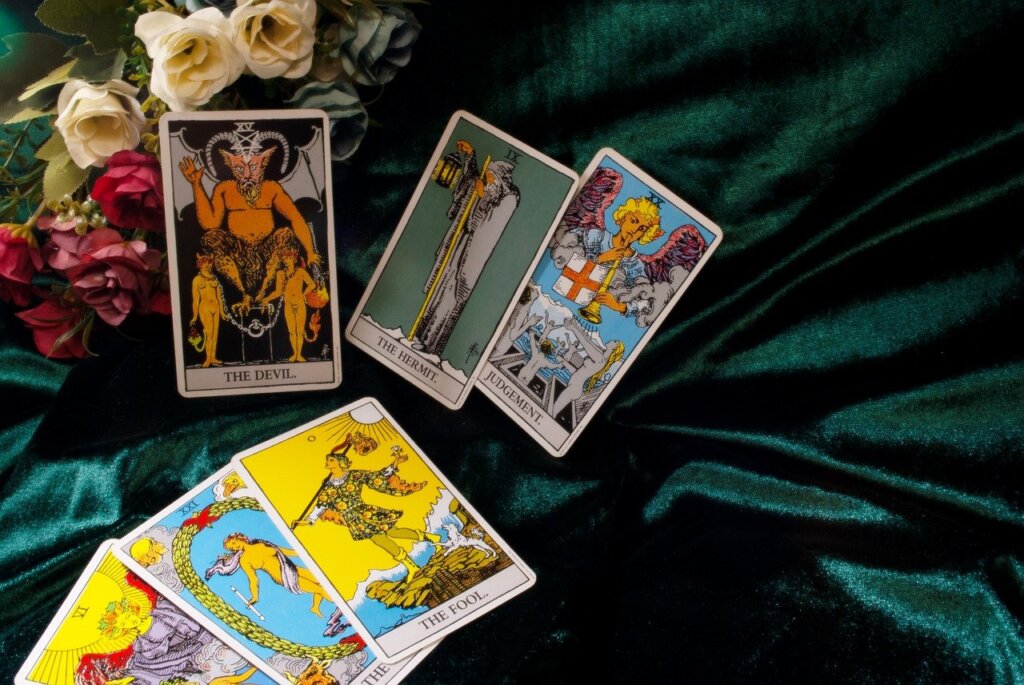 Online Psychics—Psychic Reading Websites